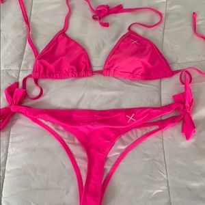 Boutine LA hot pink scrunch butt thongbikini set